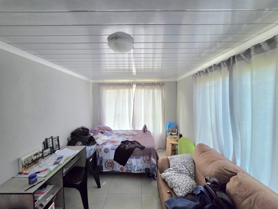  Bedroom Property for Sale in Reitz Free State